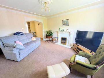 House 5 Bedroom For Sale Carmarthenshire Carmarthenshire 360000 ES101351738