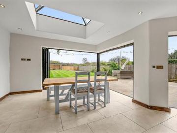 House 5 Bedroom For Sale Chalfont St. Peter Buckinghamshire 1695000 ES101676555