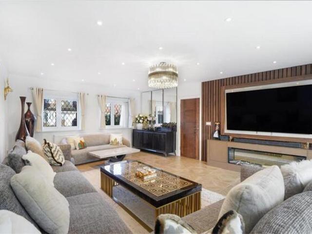 House 5 Bedroom For Sale Hillingdon Surrey 1099950 ES101678724