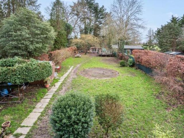 House 5 Bedroom For Sale Iver Buckinghamshire 1200000 ES100579121
