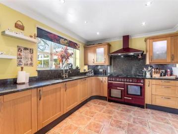House 5 Bedroom For Sale Redditch Worcestershire 530000 ES101677413