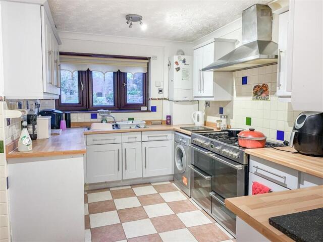 House 5 Bedroom For Sale Warrington Cheshire 260000 ES100854834