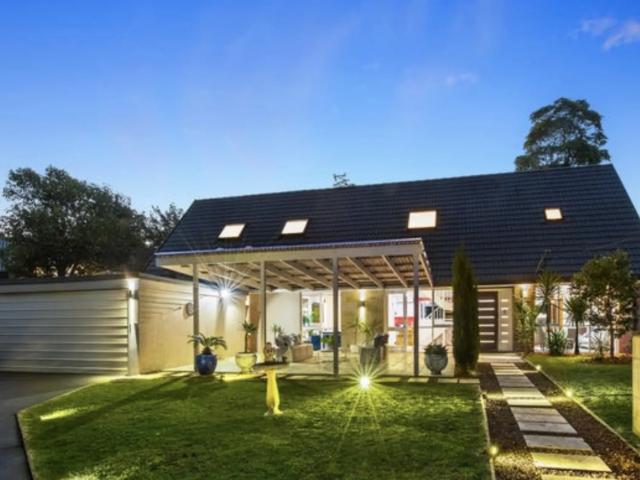 house 5 Brigalow Place, Westleigh