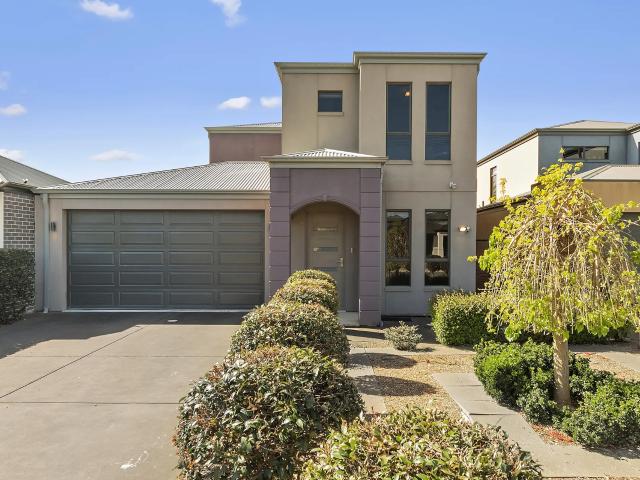 house 5 Fairway Avenue, Glenelg North