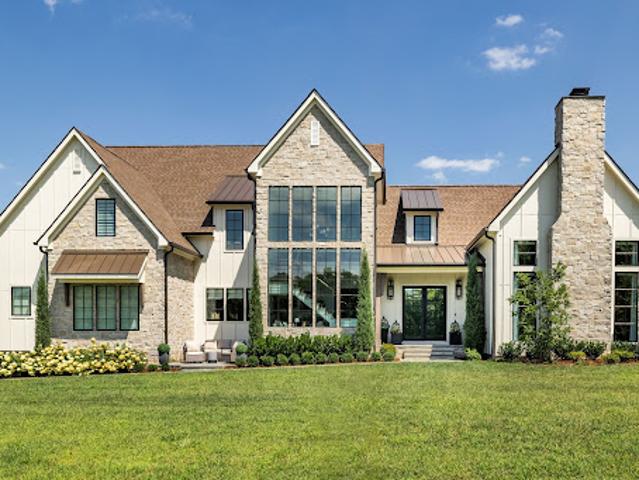 House with pool