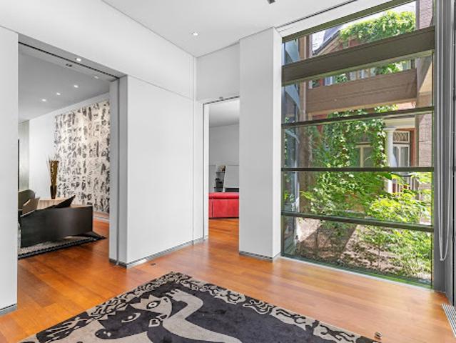 Contemporary house
