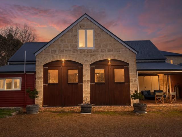 house 60 Mentelle Road, Burnside