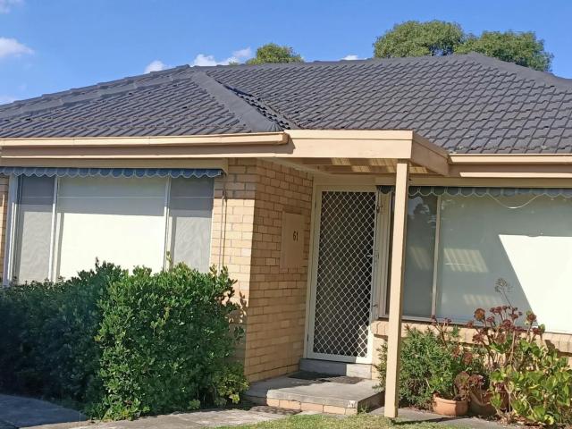 house 61 Pratt Avenue, Frankston South