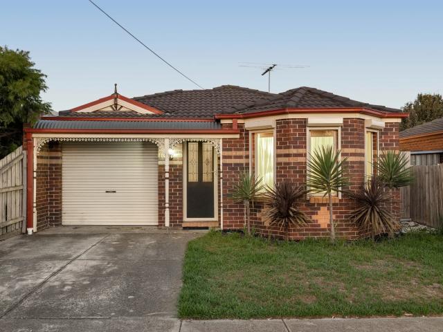 house 61A Walls Road, Werribee