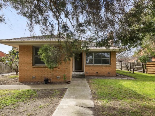 house 62 Emu Parade, Jacana