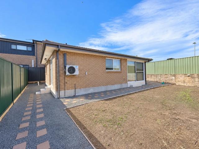 house 62B Anzac Avenue, Engadine