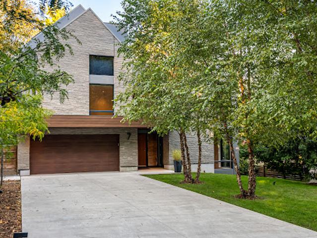 Contemporary house