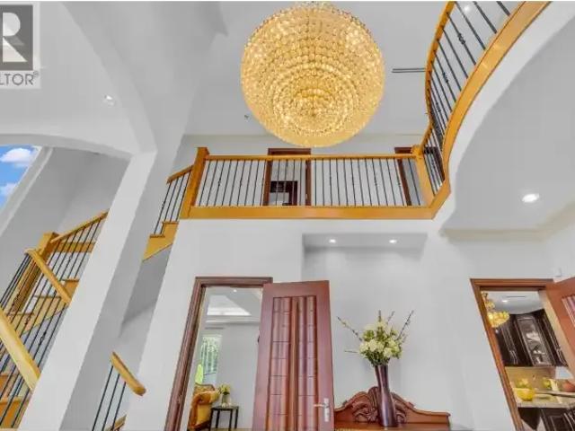 House 6 Bedroom For Rent Burnaby BC 7000 ES104940995