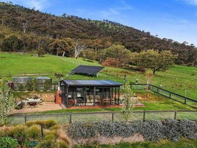 House 6 Bedroom For Rent Flowerdale Victoria 1368943 ES104073662