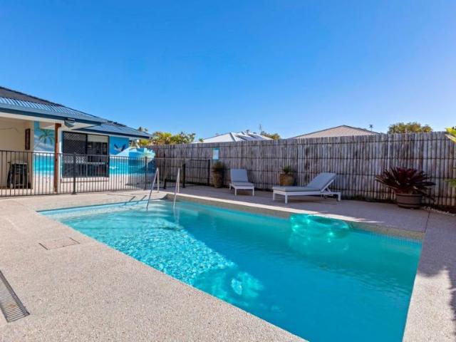 House 6 Bedroom For Rent Mountain Creek, ES103032332