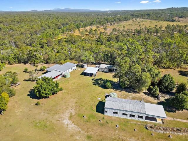 House 6 Bedroom For Rent SOUTH ISIS QLD 1200000 ES104947614