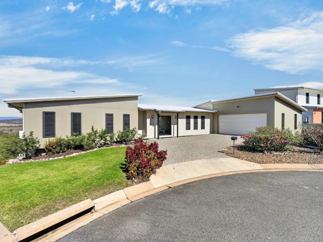 house 6 Chilott Court, Bushland Beach