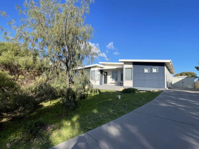 house 6 Collett Place, Guilderton