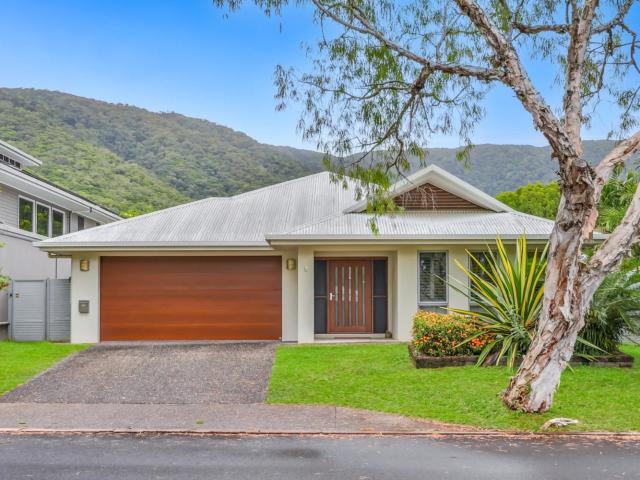 house 6 Lillian Road, Palm Cove
