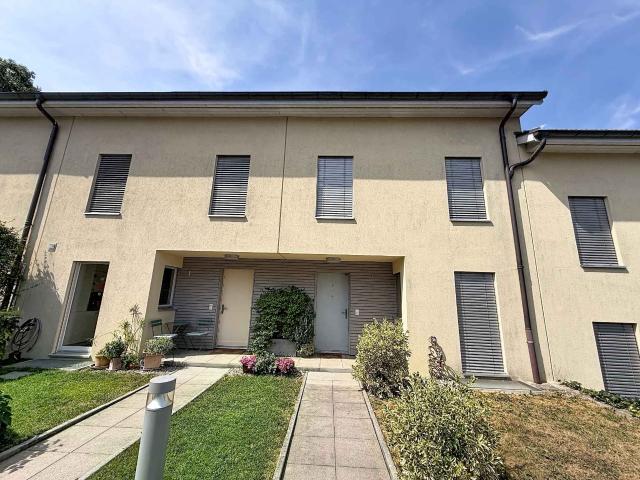 House 6 rooms 160m² | Bernex