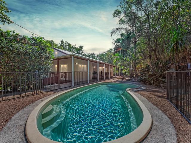 house 71 Parkland Drive, Woodwark