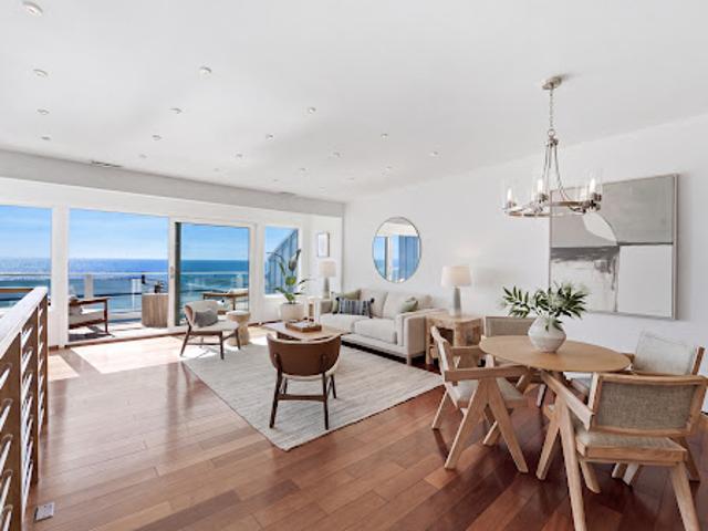 Seaside house with terrace