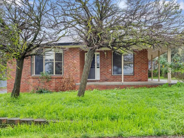 house 76 Lilac Street, Ironbark