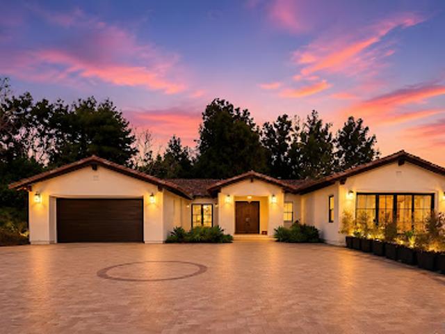 House with pool