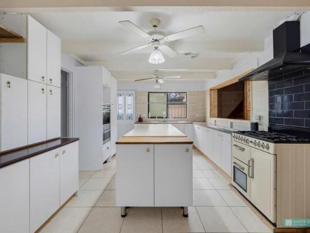 House 7 Bedroom For Rent Golden Square VIC ES103122240