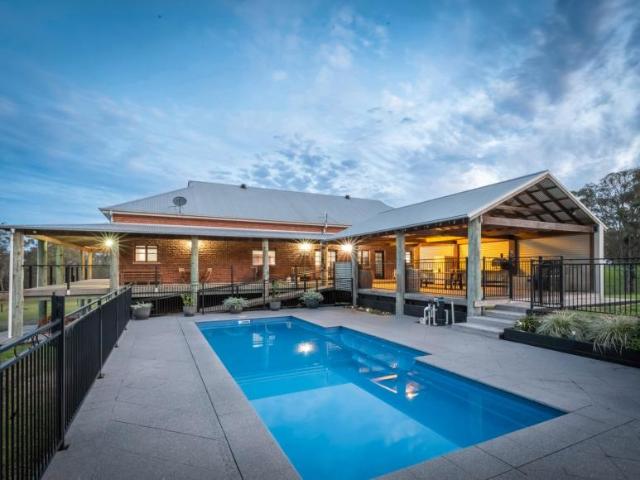 House 7 Bedroom For Rent SEAHAM NSW ES106269551