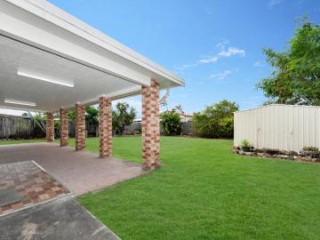 house 7 Hillview Road, Deeragun