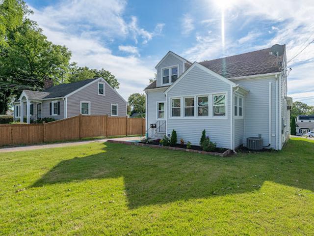 House with garden