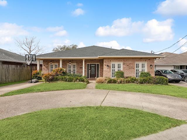 House with garden