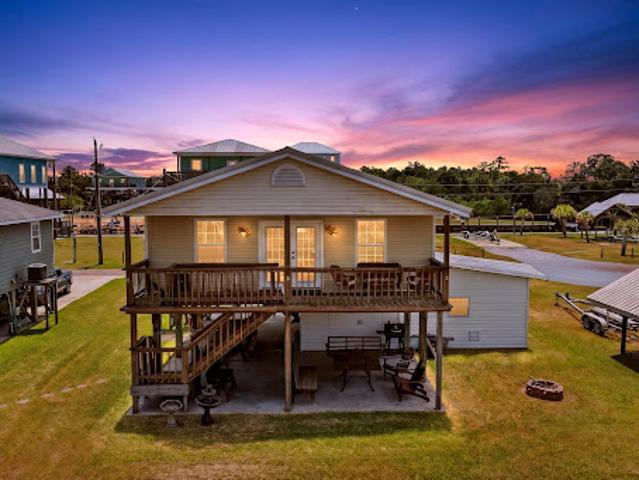 Seaside house with terrace