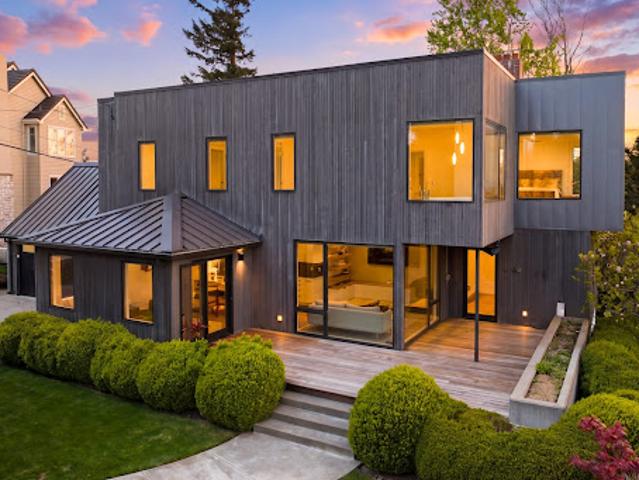 Contemporary house with terrace