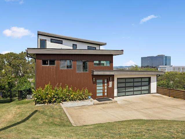 House with terrace