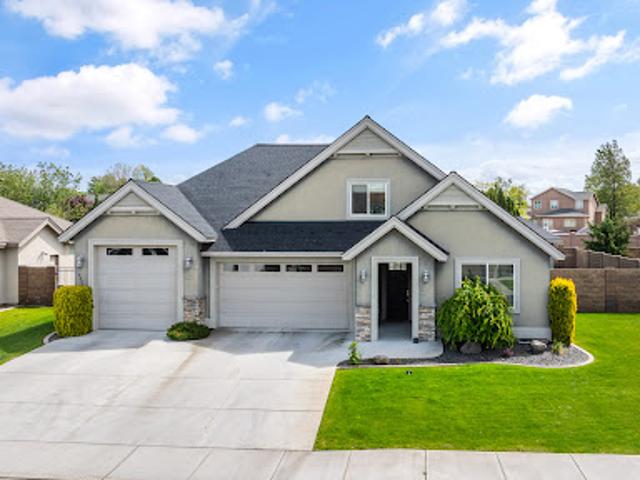 House with garden