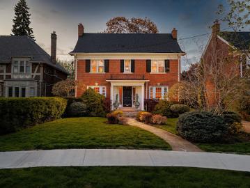 House with terrace