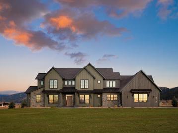 House with terrace