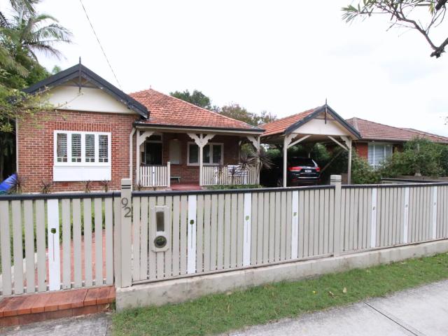 house 92 Warrane Road, Willoughby