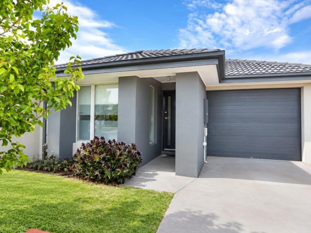 house 9 Ackland Street, Armstrong Creek