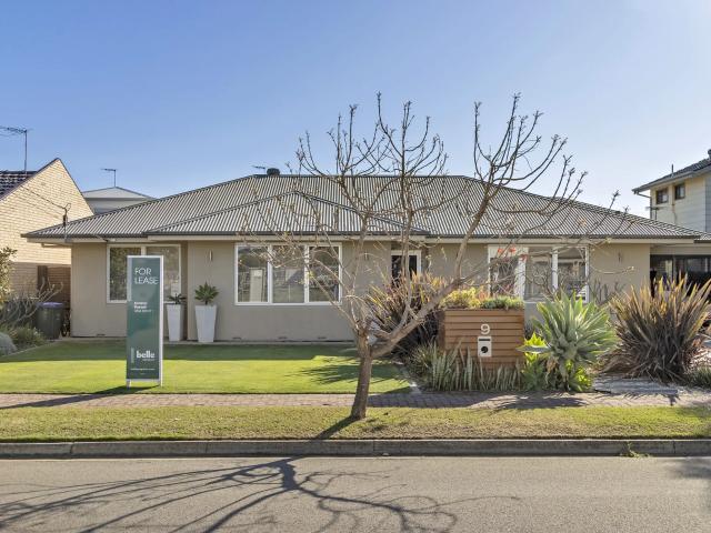 house 9 Wallis Street, West Beach