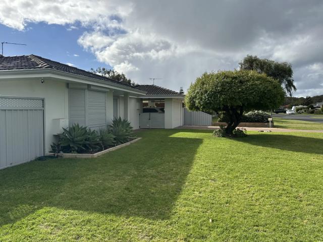 house 13 Black Swan Drive, West Busselton