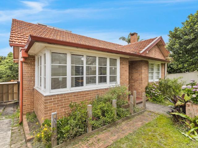 house 13 Gipps Street, Wollongong