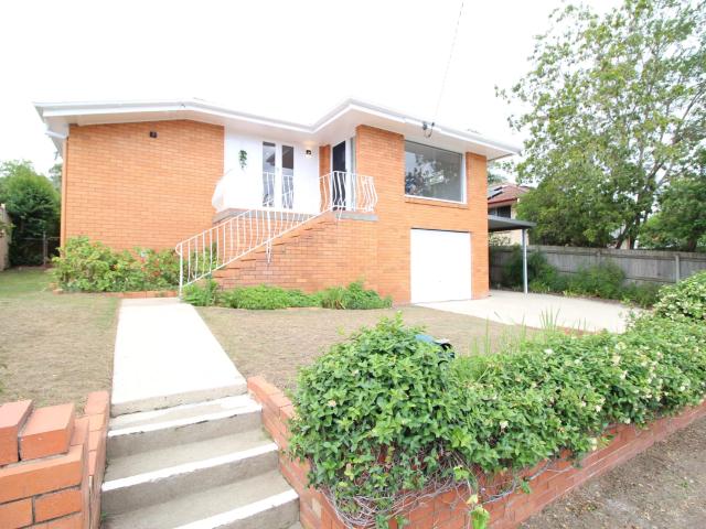 house 10 Devonhill Street, The Gap