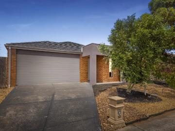house 10 Earth Street, Point Cook