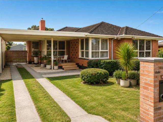 house 11 Walsh Avenue, Moorabbin