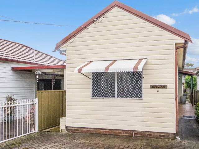 house 11 Wilfred Street, Lidcombe