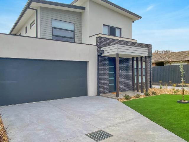 house 11 Anthony Street, Dromana