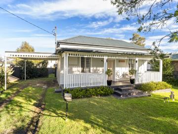 Cessnock, Narone Creek - Garden, Air conditioning